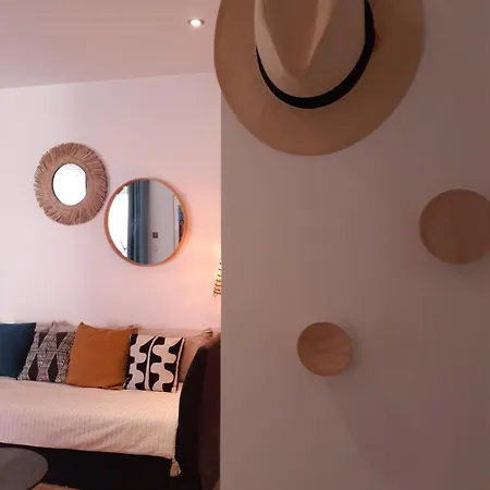 Grand Avec Patio Apartament *